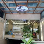 Ngoc San San Hotel