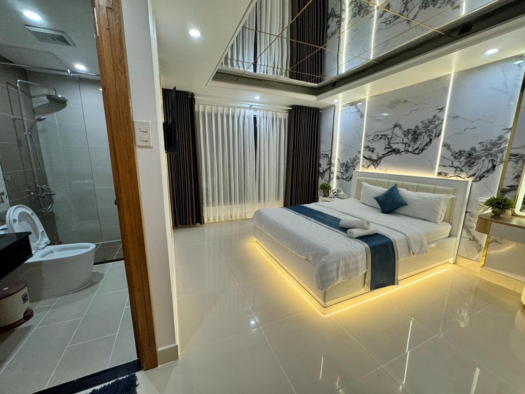 Ngoc San San Khách sạn