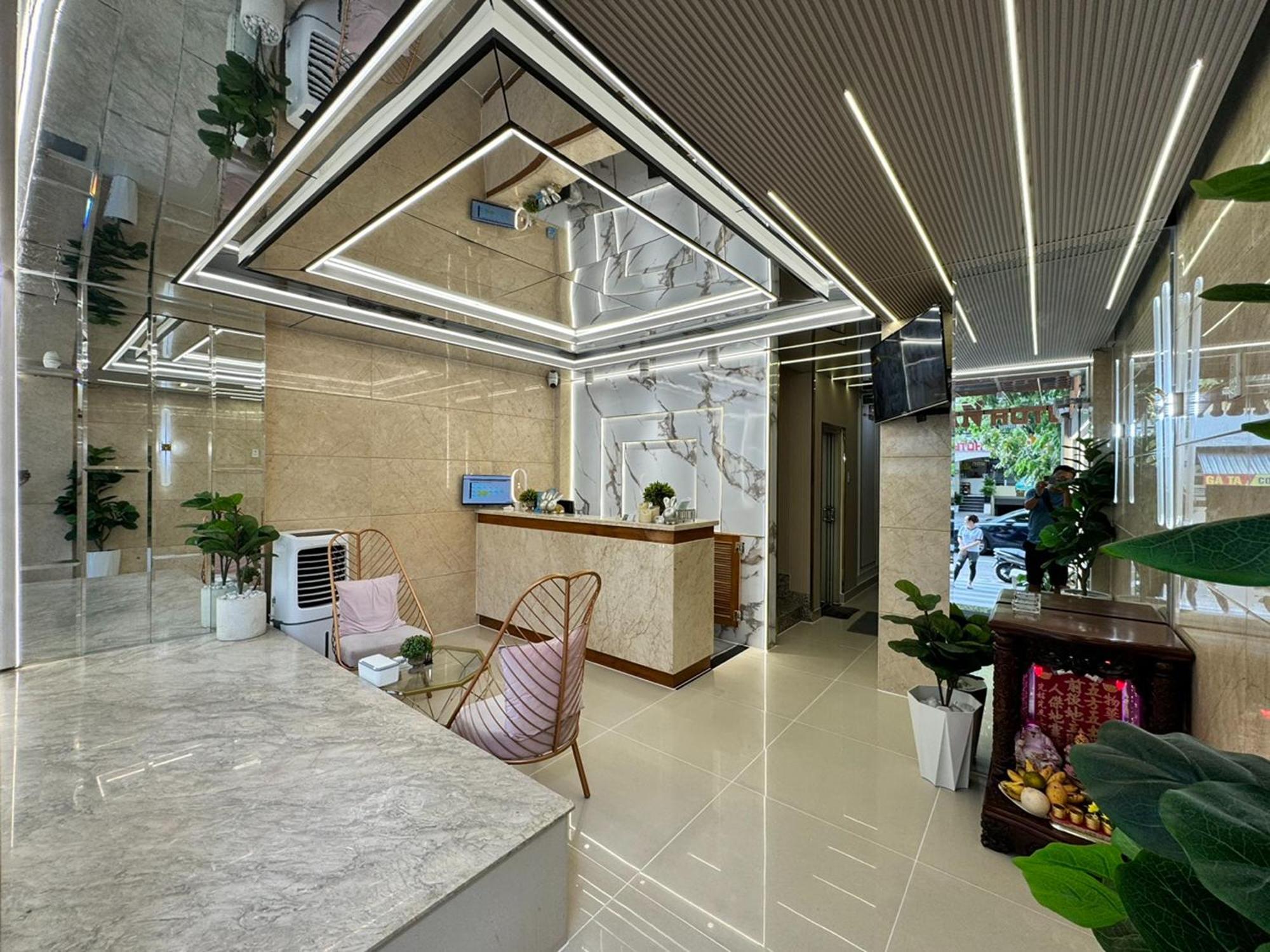 Khách sạn Ngoc San San 2*