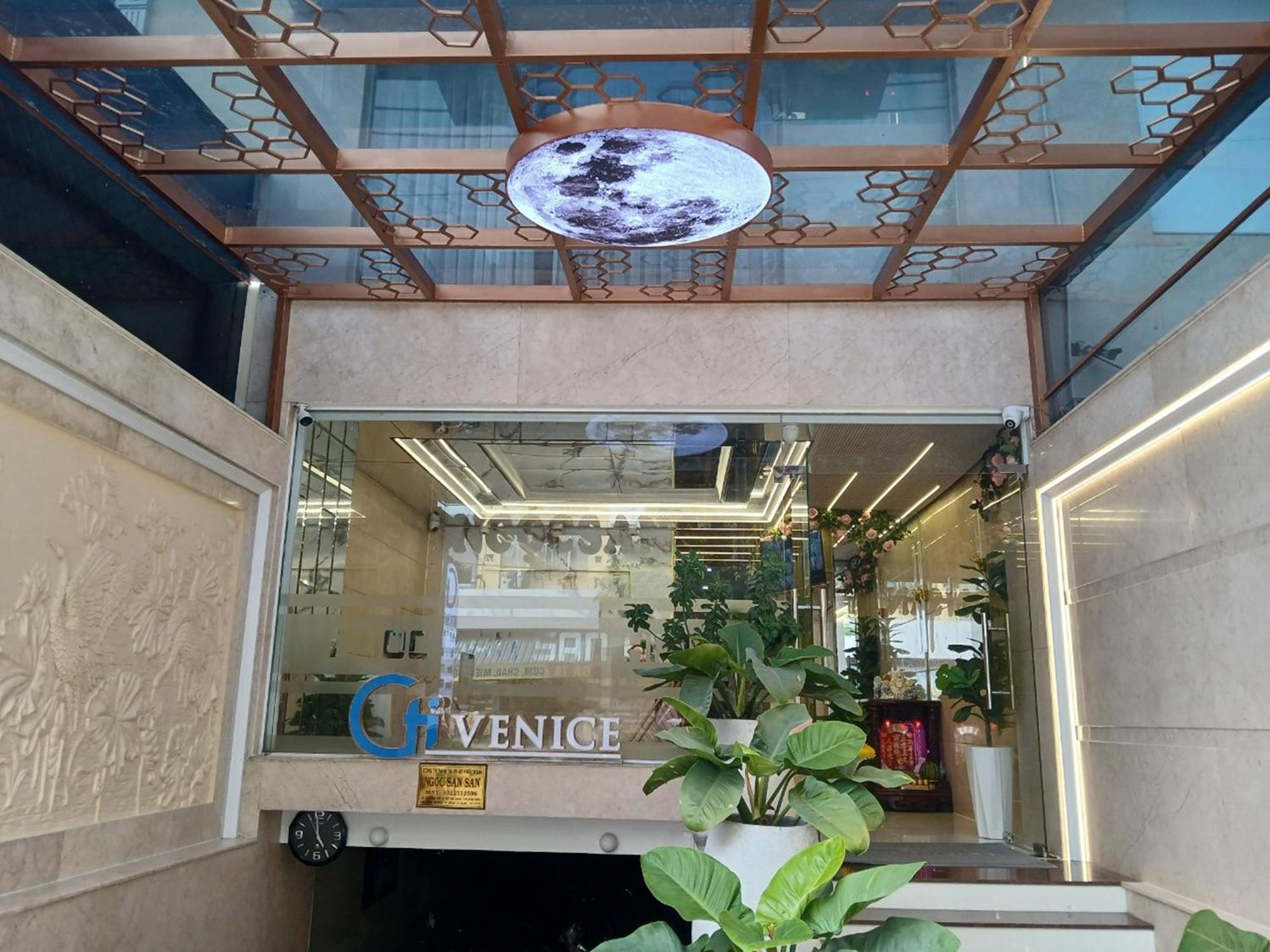 Hotel Ngoc San San 2*
