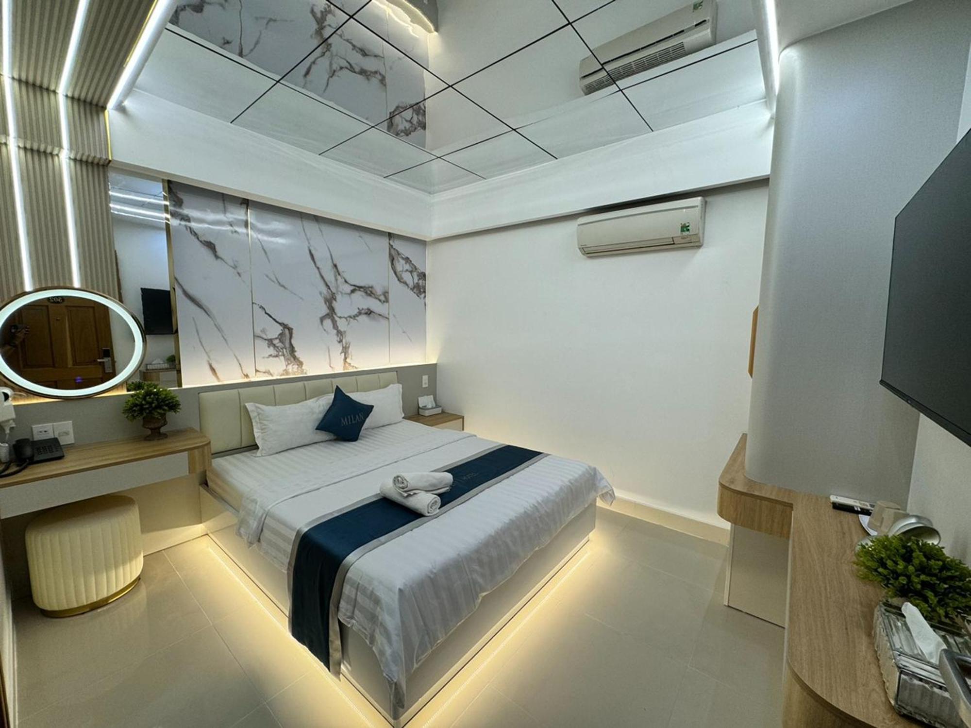 Ngoc San San Hotel